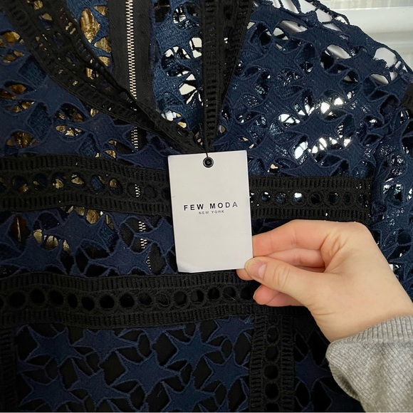 Few Moda Lace Dress - Picture 7 of 9